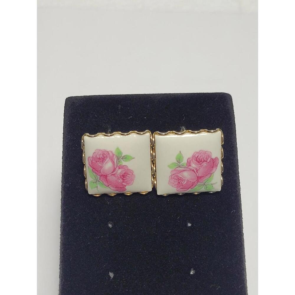 Goldtone Clip-On Porcelain Floral Design Fashion Earrings Costume Jewelry